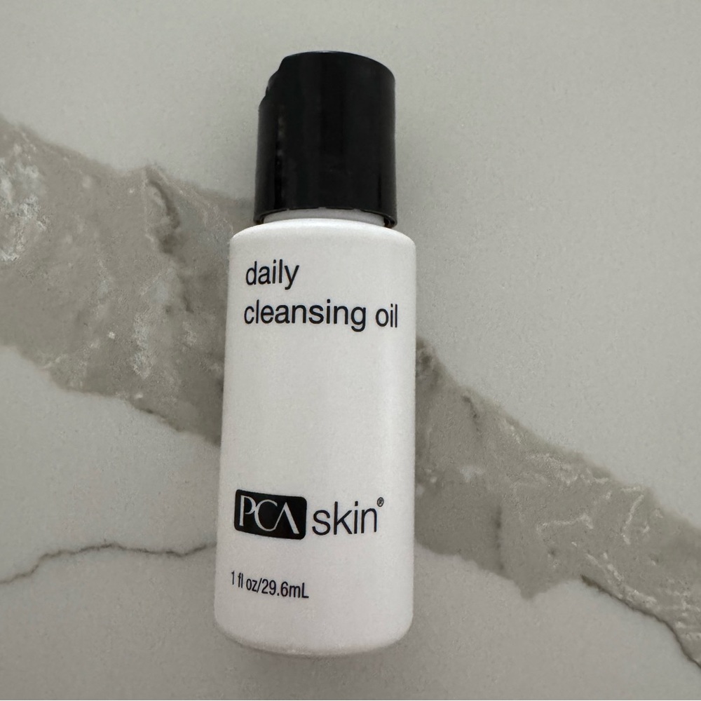 🌸5/$25🌸 Pca skin daily cleansing oil